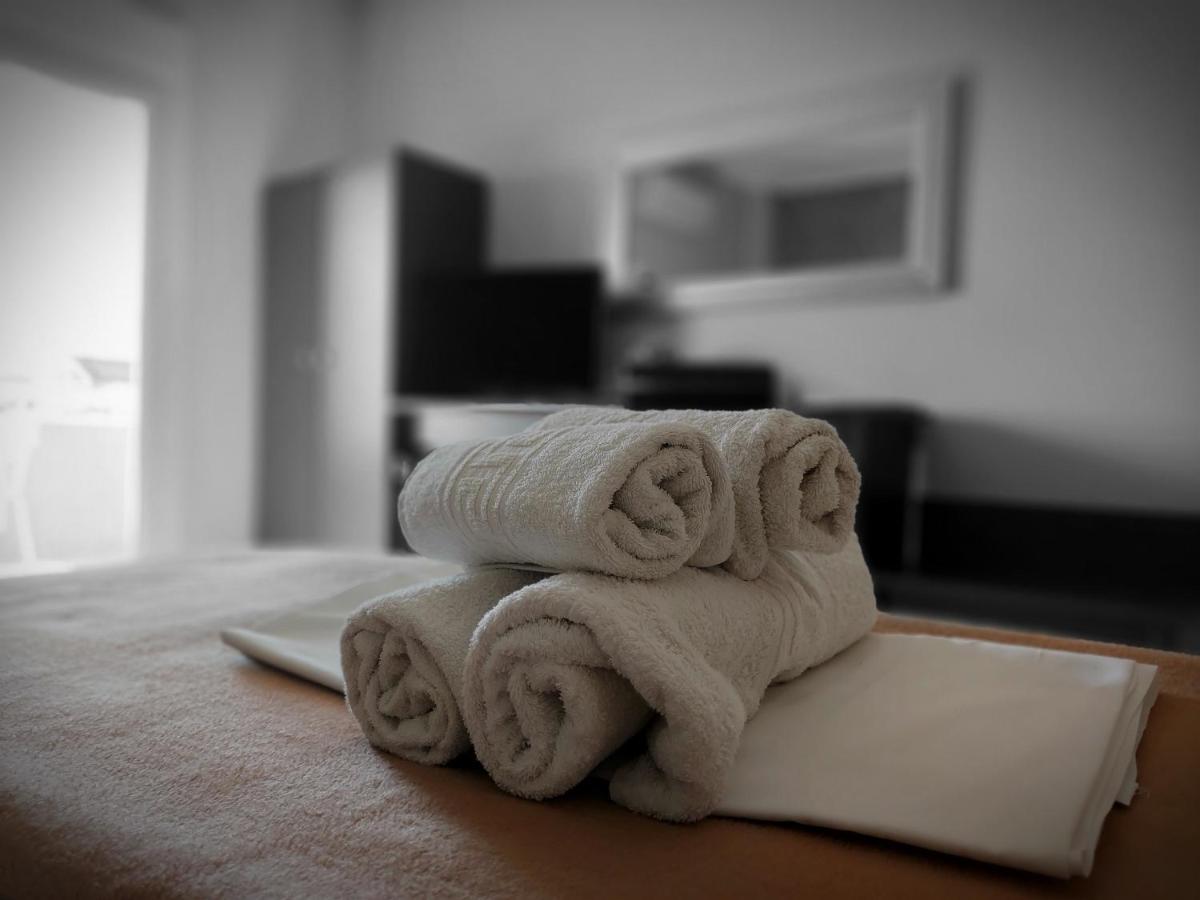 Hotel Epavli Nea Kallikrateia Esterno foto