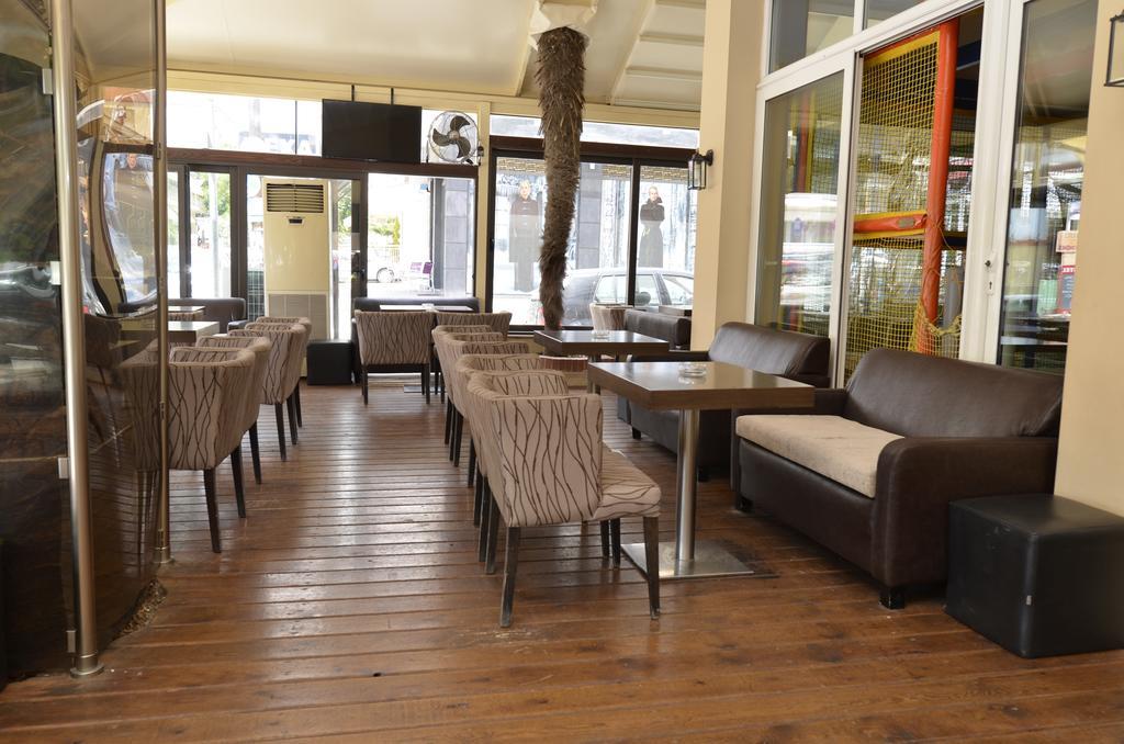 Hotel Epavli Nea Kallikrateia Esterno foto