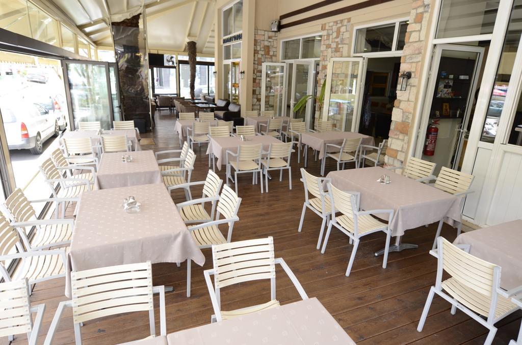 Hotel Epavli Nea Kallikrateia Esterno foto