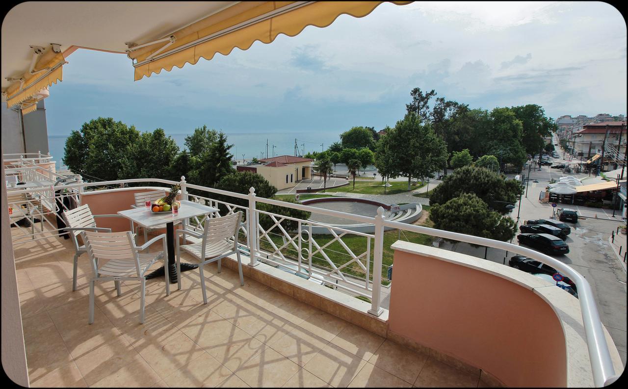 Hotel Epavli Nea Kallikrateia Esterno foto