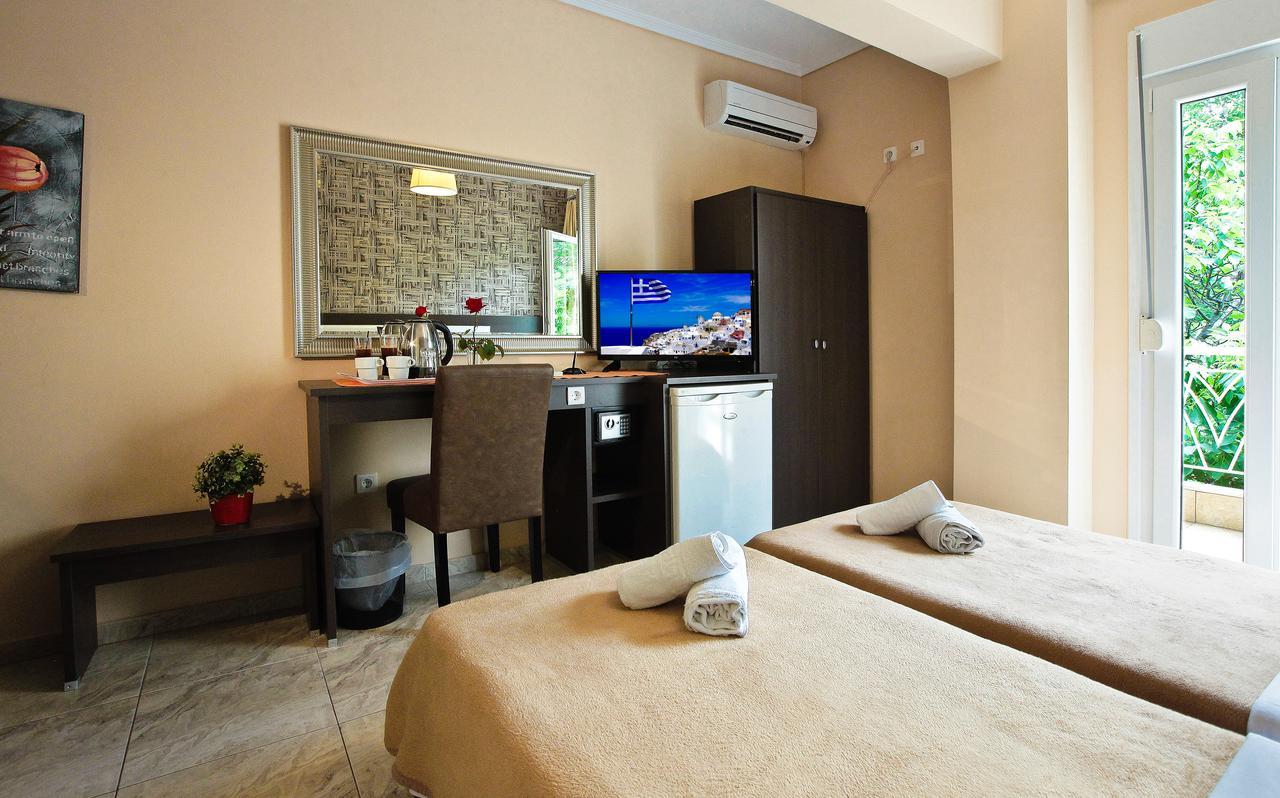 Hotel Epavli Nea Kallikrateia Esterno foto