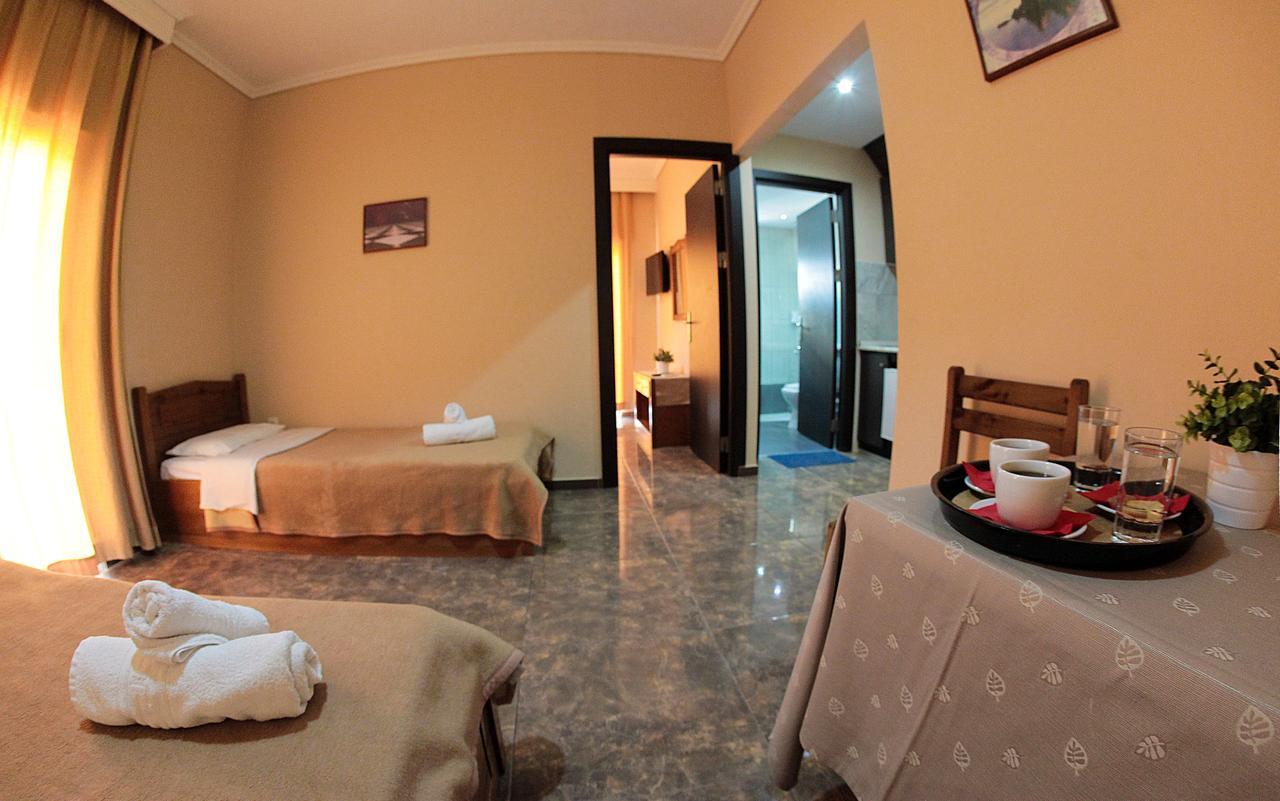 Hotel Epavli Nea Kallikrateia Esterno foto