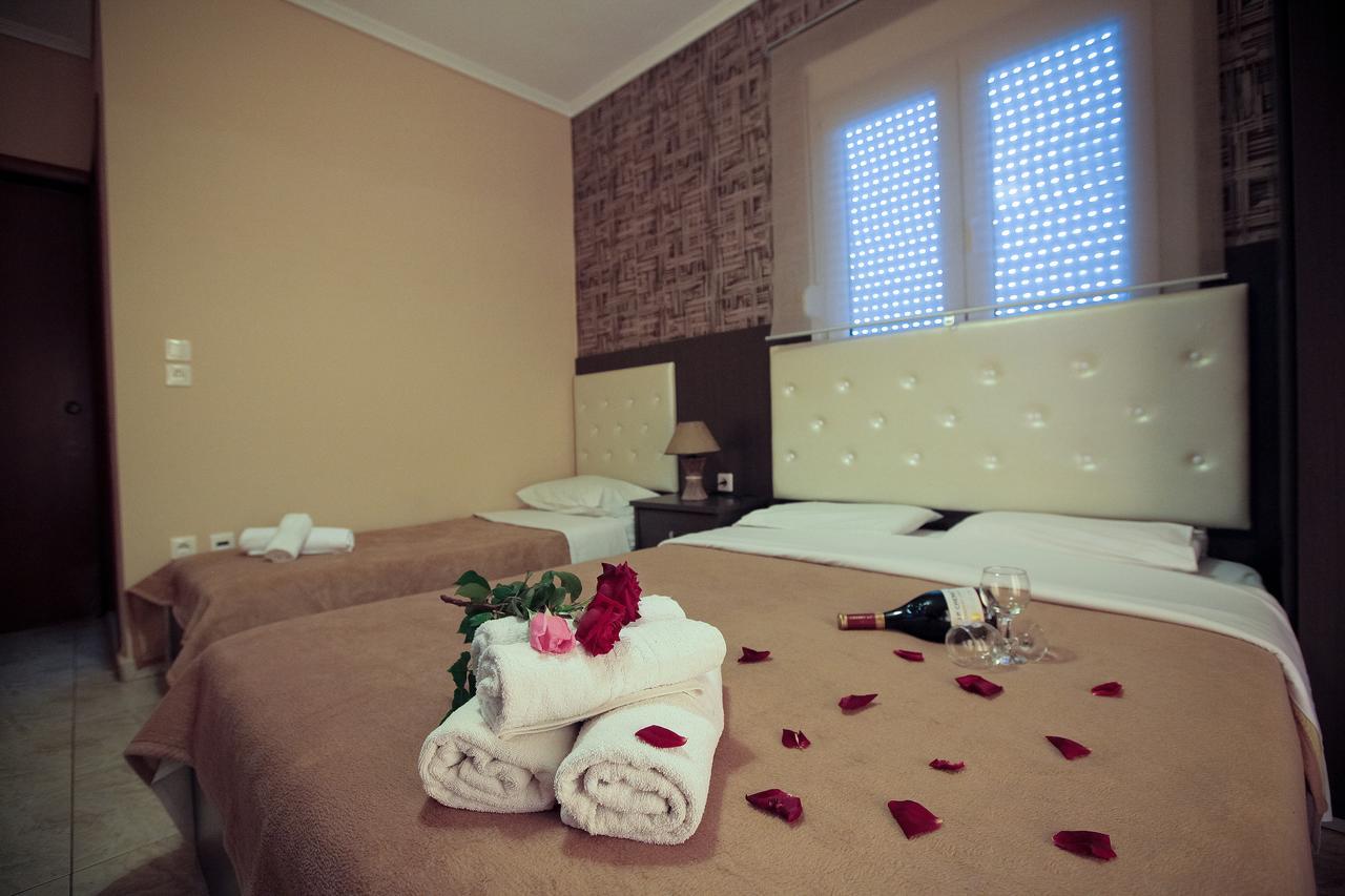 Hotel Epavli Nea Kallikrateia Esterno foto