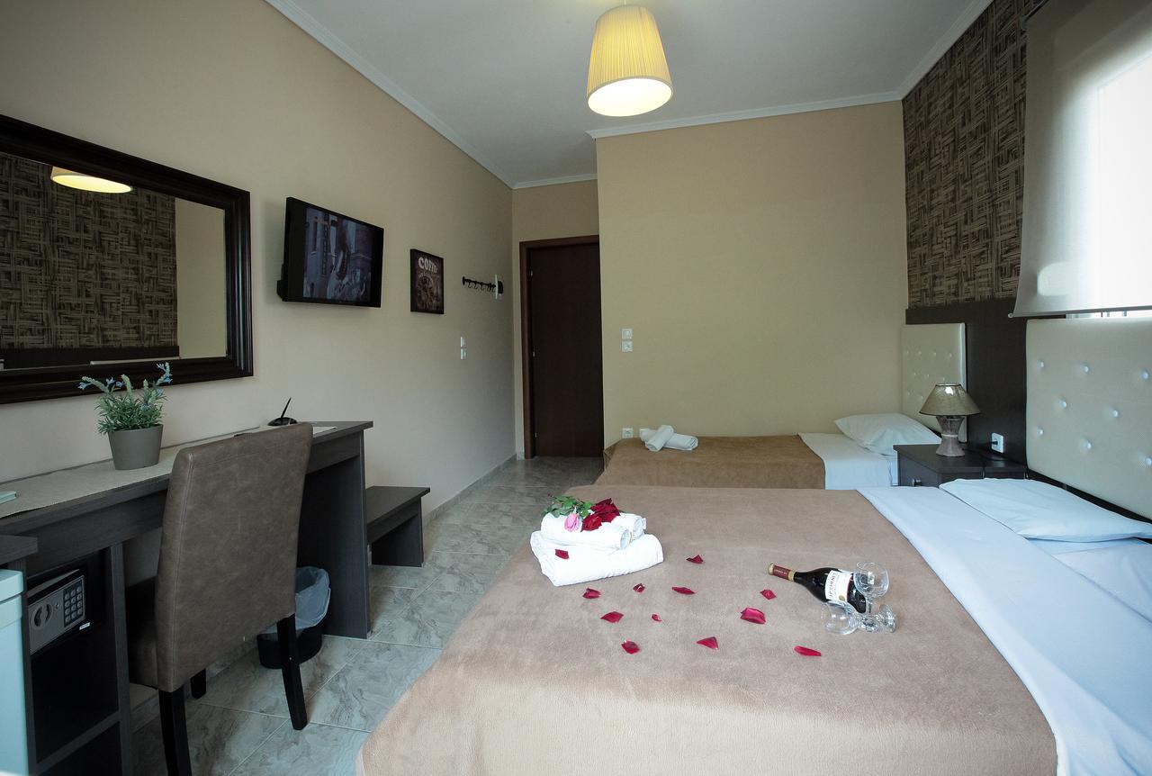 Hotel Epavli Nea Kallikrateia Esterno foto
