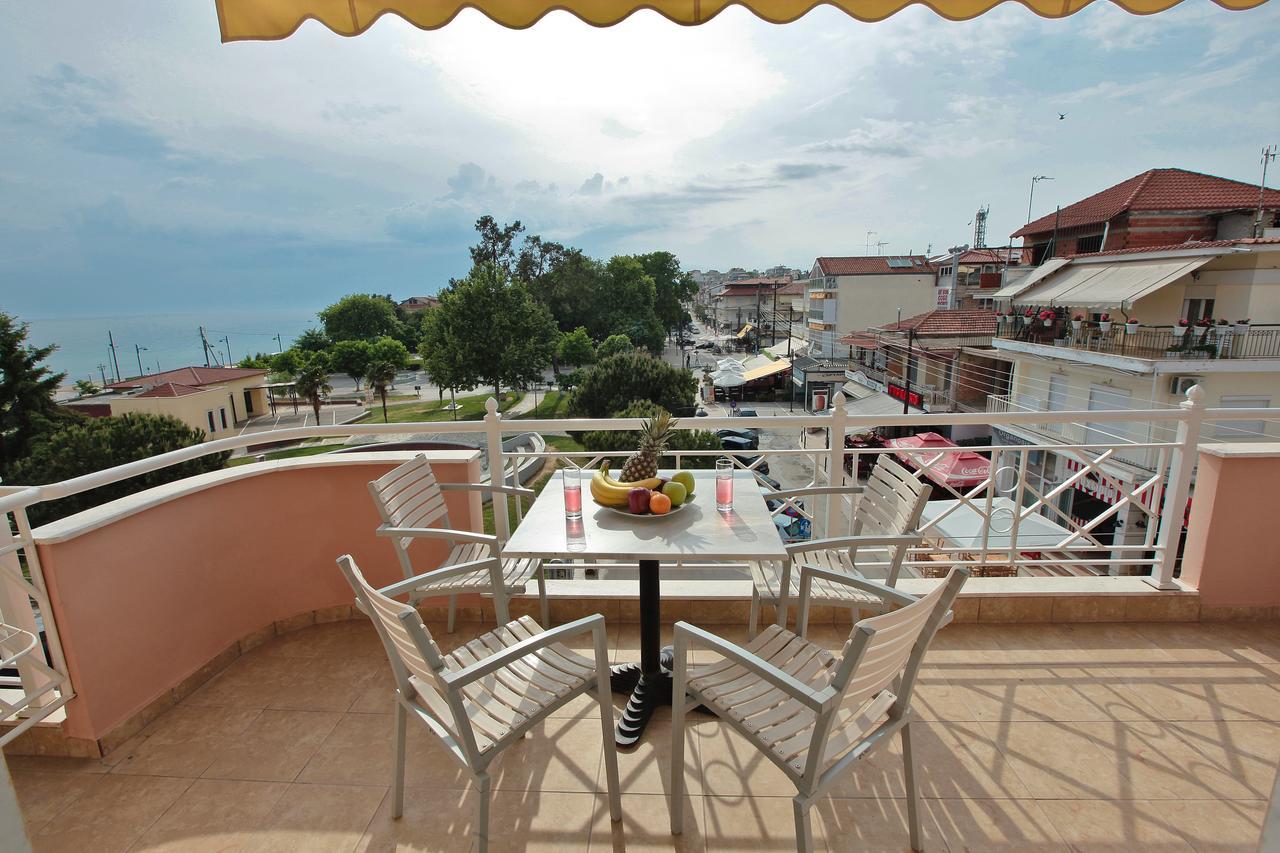 Hotel Epavli Nea Kallikrateia Esterno foto
